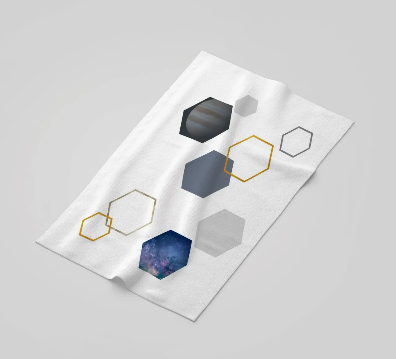 Hexagonal shapes and planet telo mare da LisaArtes