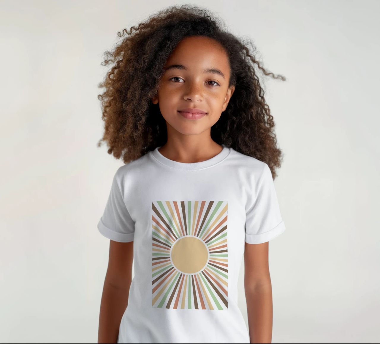 Radiating lines creating a sunburst effect t-shirt bambini da LisaArtes