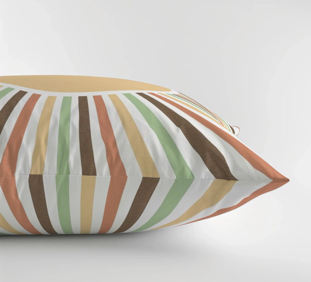 Radiating lines creating a sunburst effect cuscino da LisaArtes