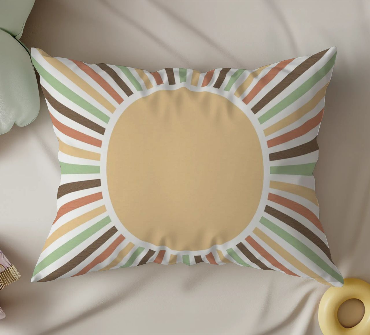 Radiating lines creating a sunburst effect cuscino da LisaArtes
