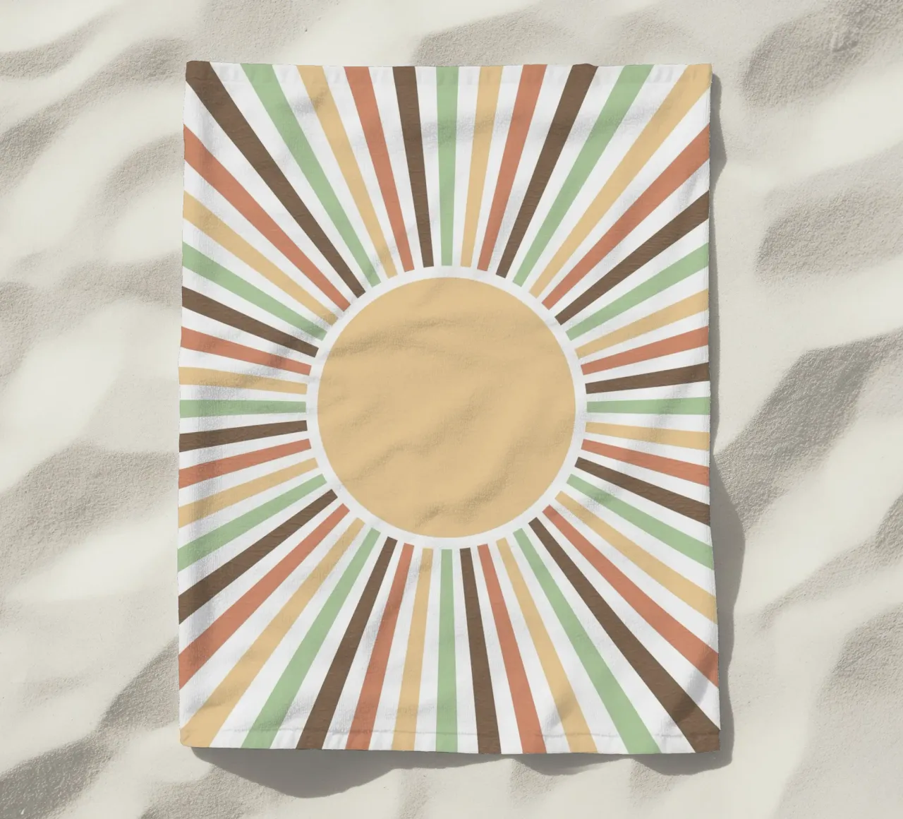 Radiating lines creating a sunburst effect serviette de plage de LisaArtes