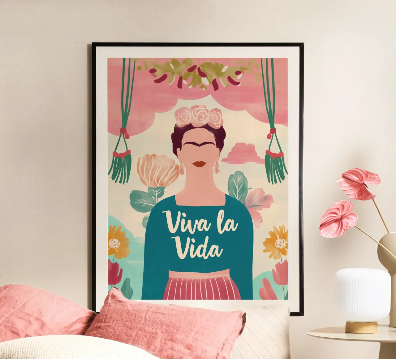 Viva Frida e i fiori poster con telaio in alluminio da Carinaprint