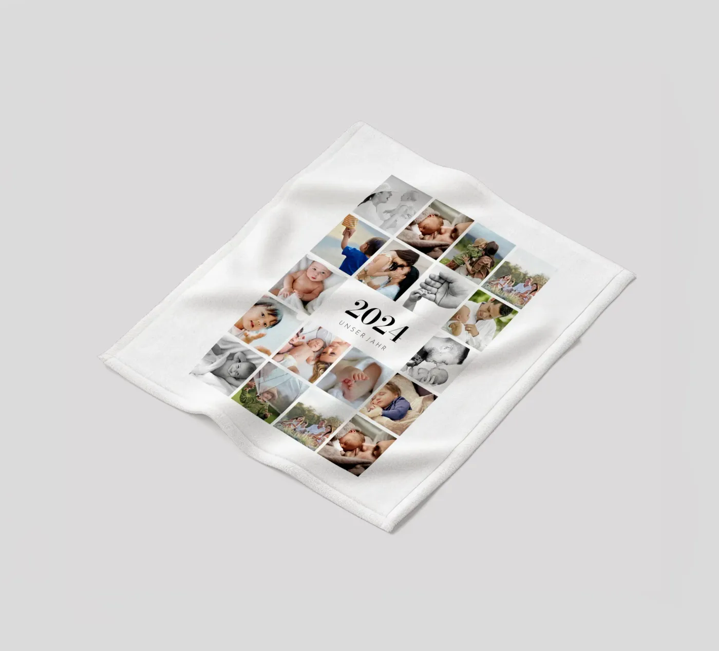 Our Year Fleecedecke von we line studio - design