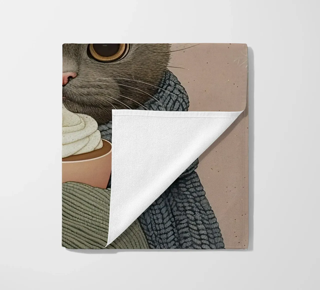 Calore invernale felino telo mare da Rustic Grace Studio 02