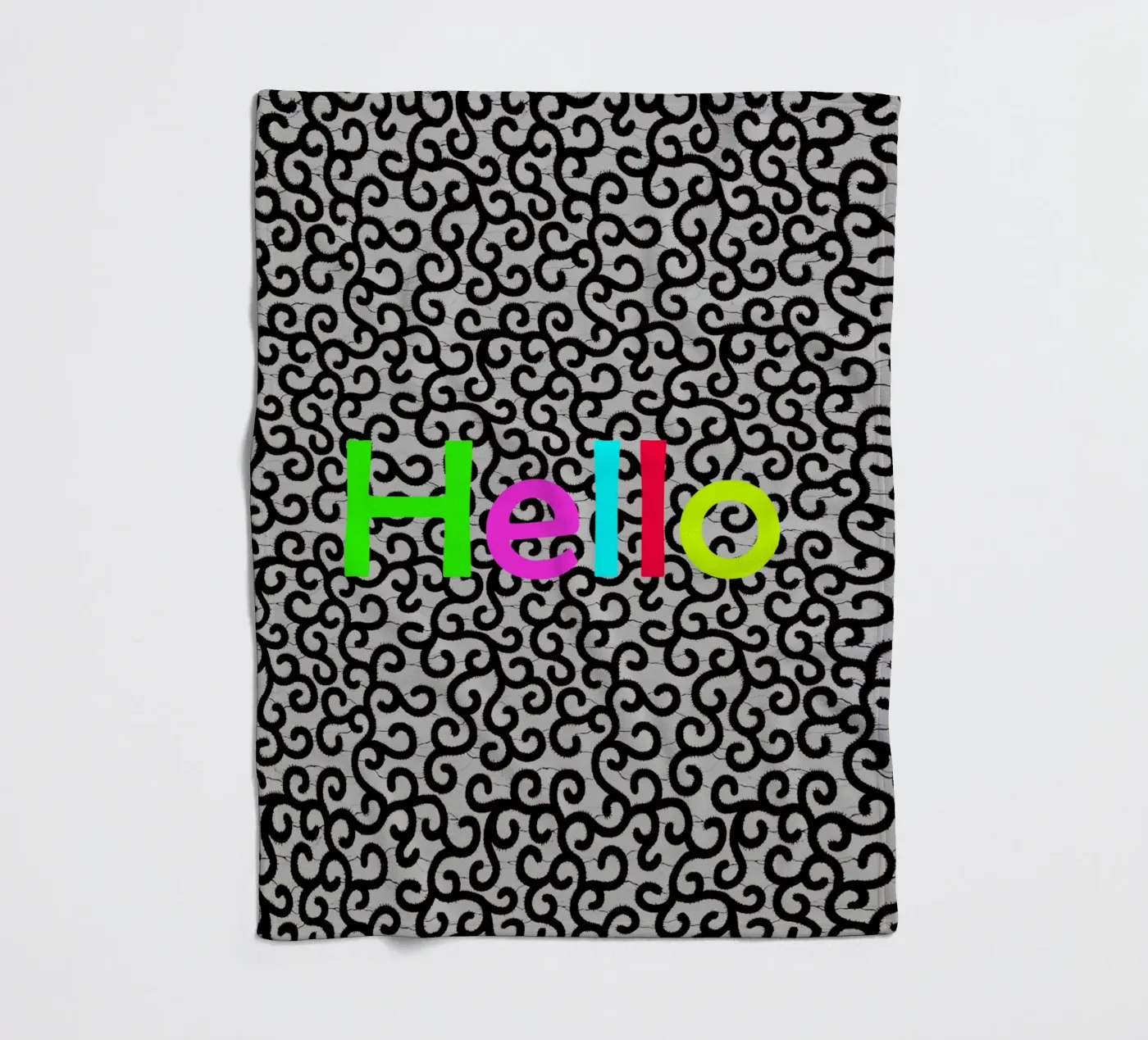 Hello fleece blanket by Mathudace Créas