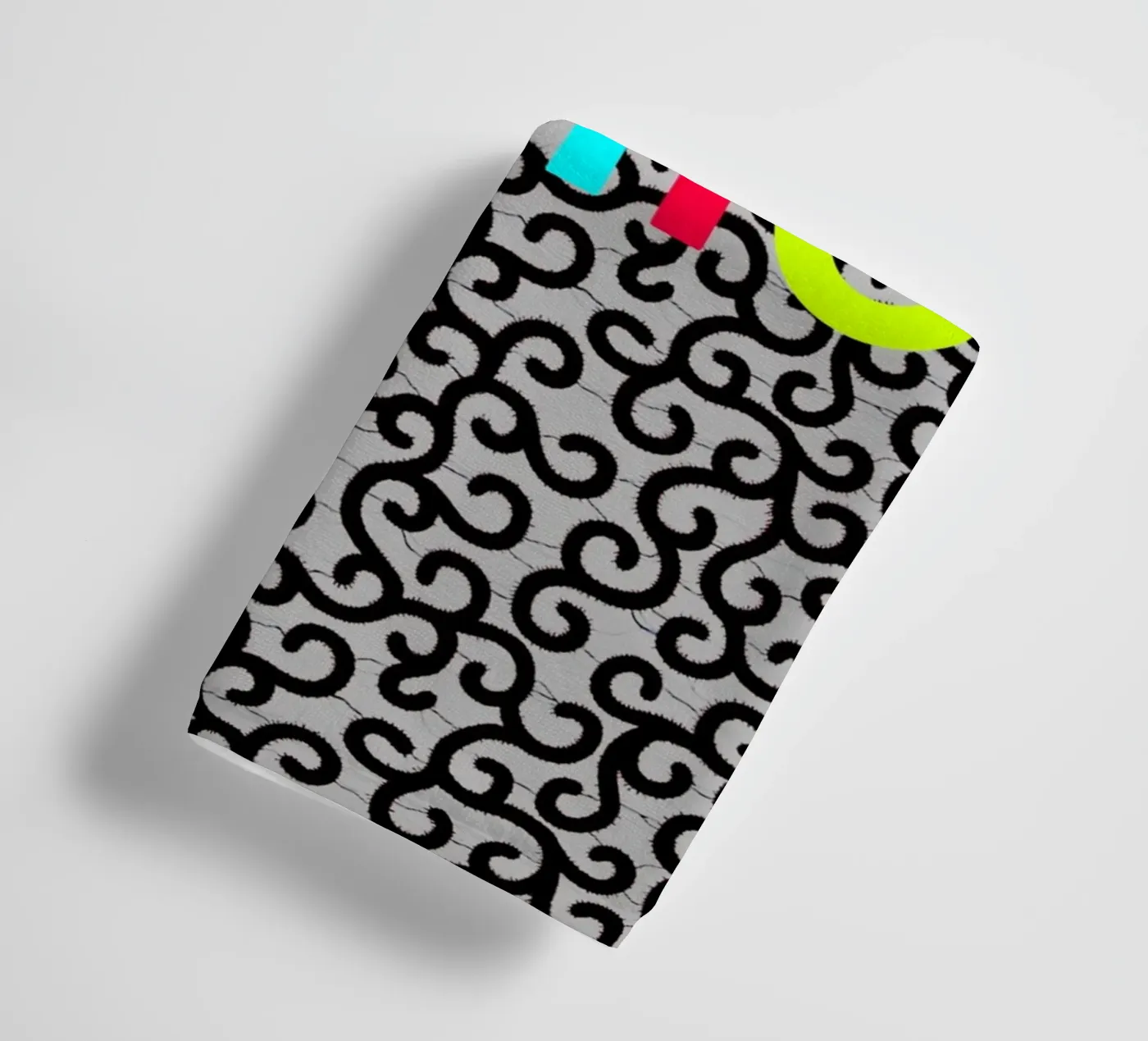 Hello towel by Mathudace Créas