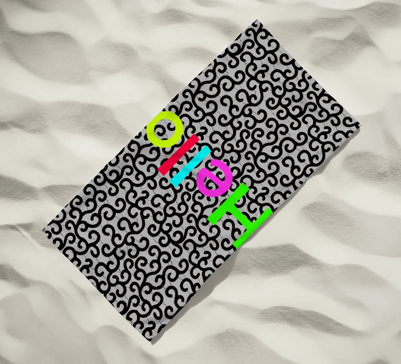 Hello Strandtuch von Mathudace Créas