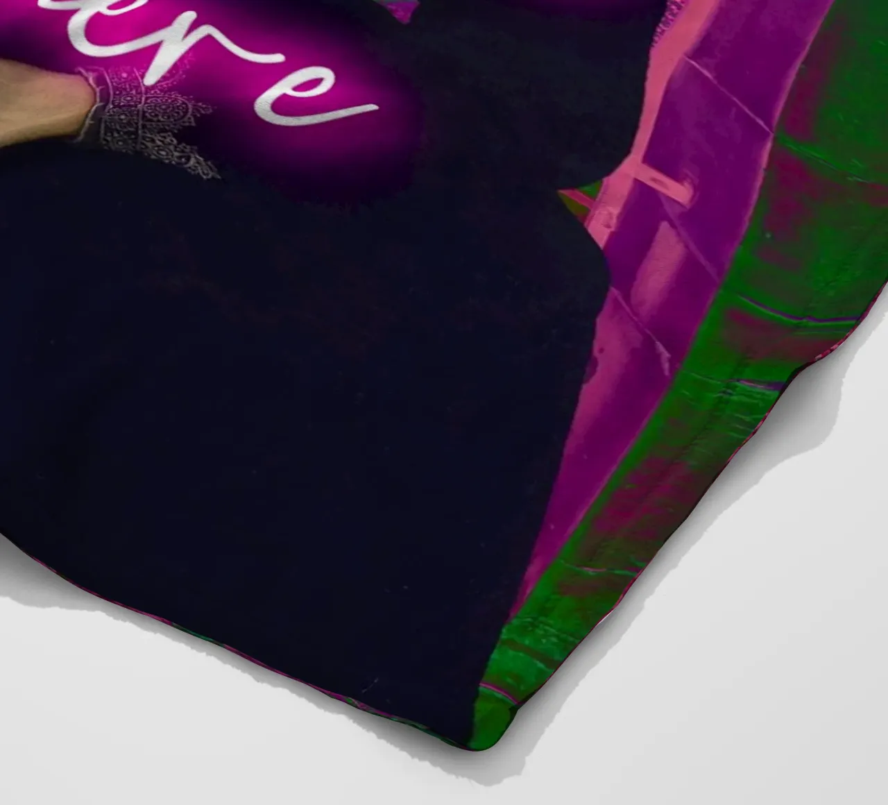 Neon All The Devils Are Here coperta in pile da GraceDigitalArtCo