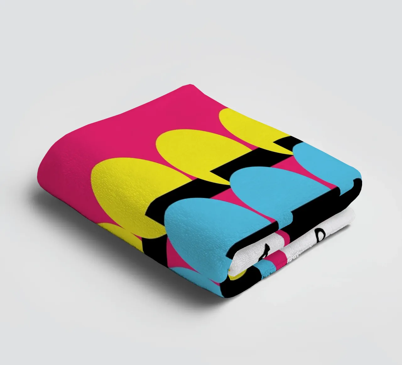 Artsy Pop Vibes towel by Mathudace Créas