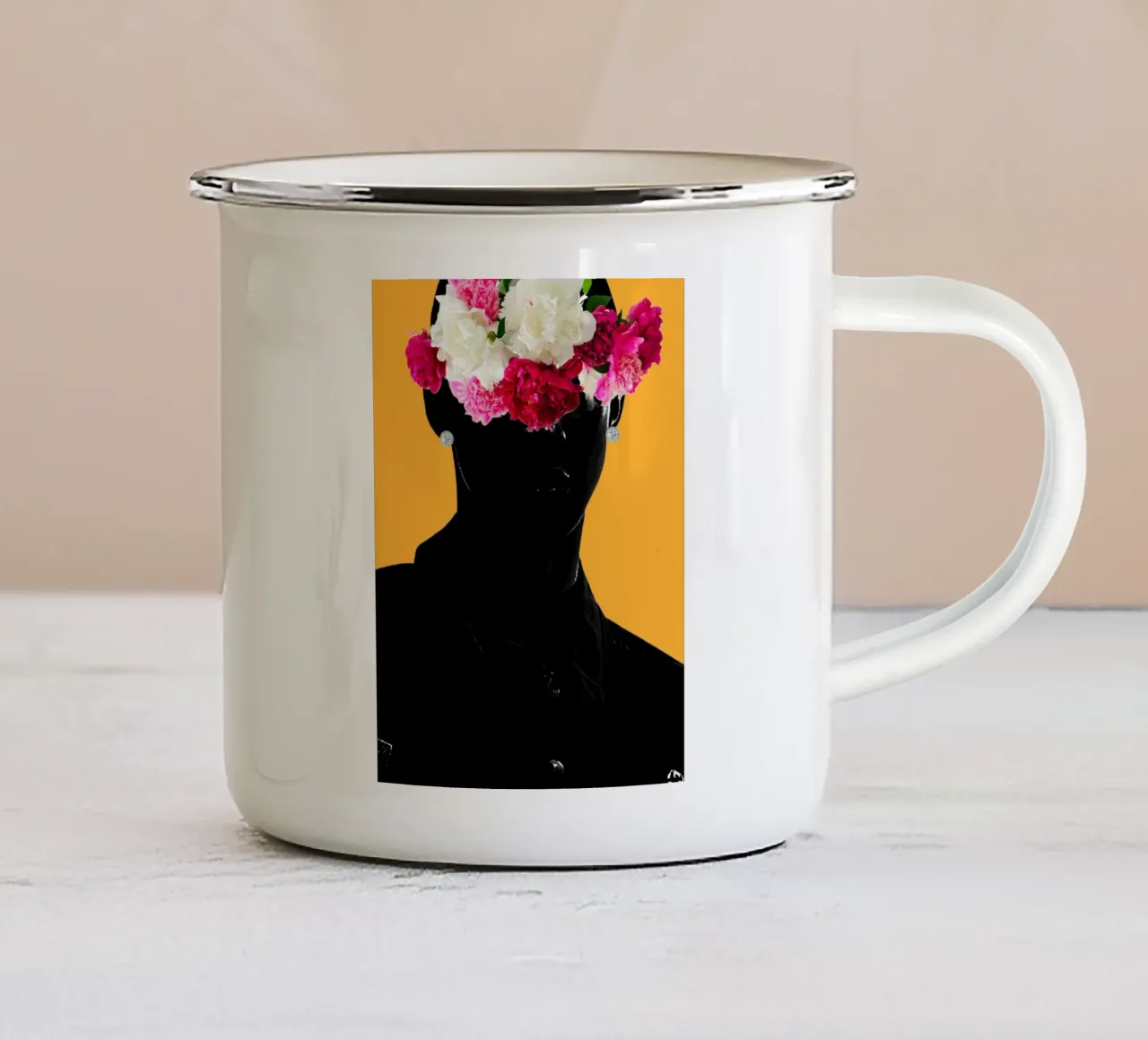 Afro Oshun tazza in smalto da Mathudace Créas
