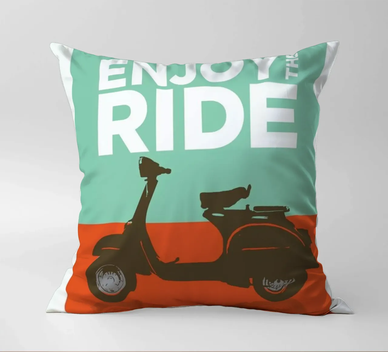Enjoy the ride - Vespa cuscino da Visual Philosophy