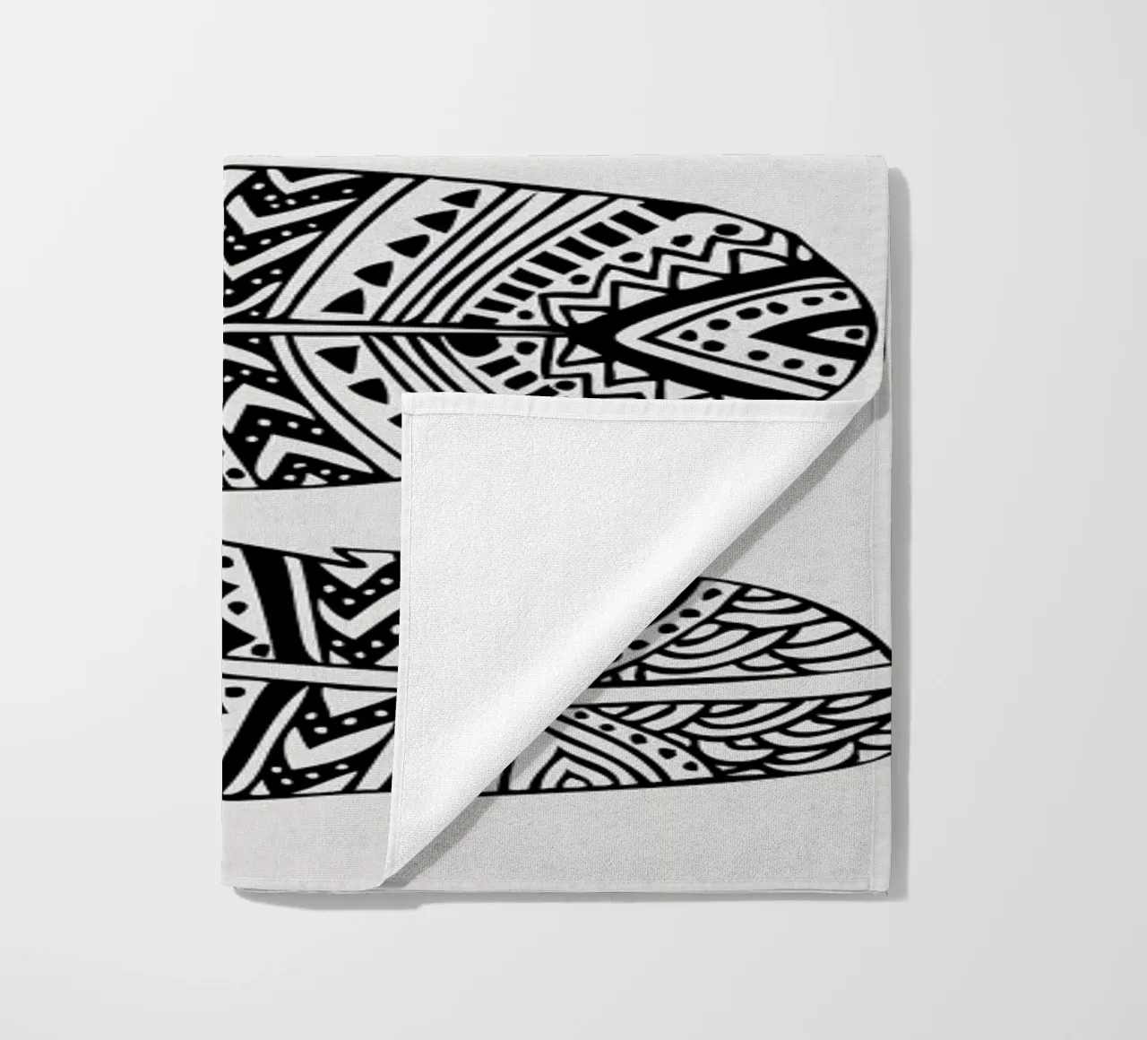 Feathers Of My Life telo mare da Pom Graphic Design