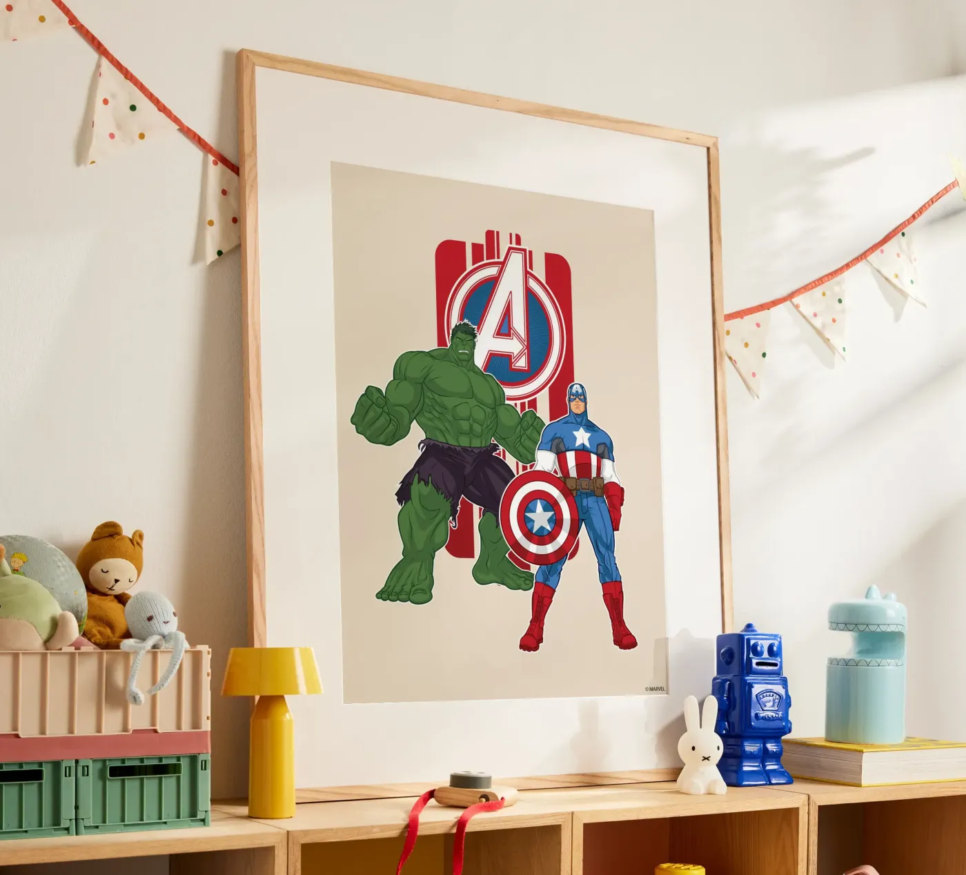 Hulk & Captain America im Einsatz poster de MARVEL Designs by JUNIQE