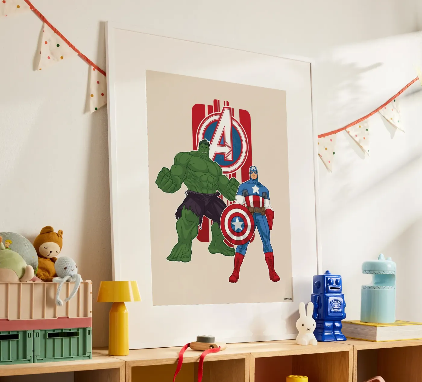Hulk & Captain America im Einsatz poster de MARVEL Designs by JUNIQE
