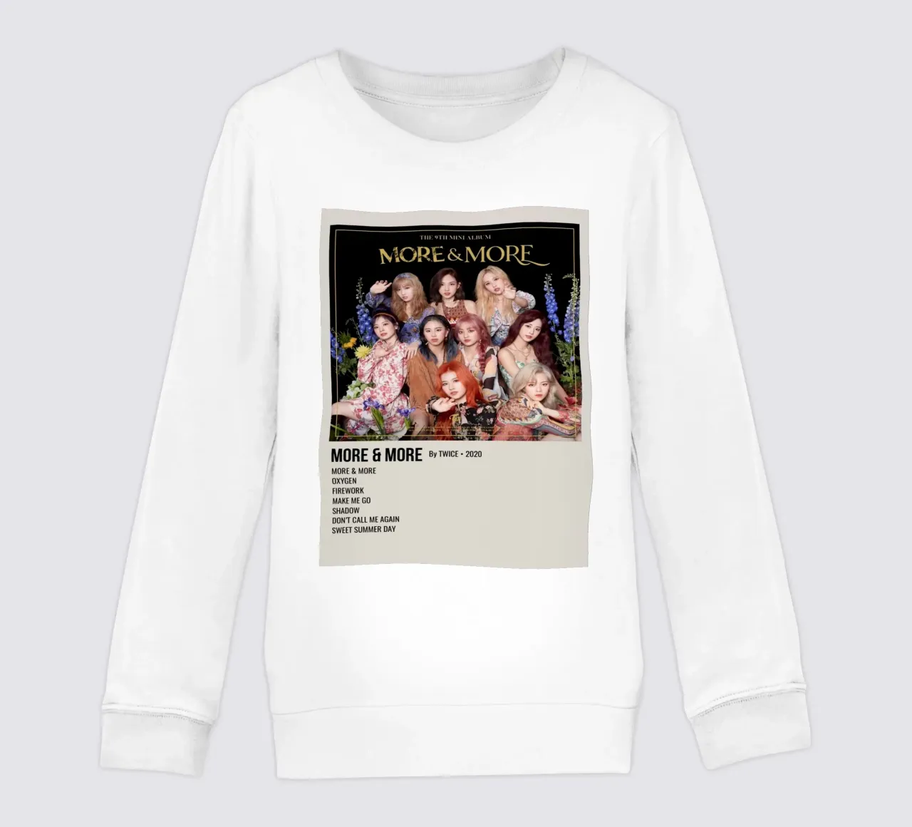 MORE & MORE By TWICE - 2020 Kinder Sweatshirt von SoundStudio