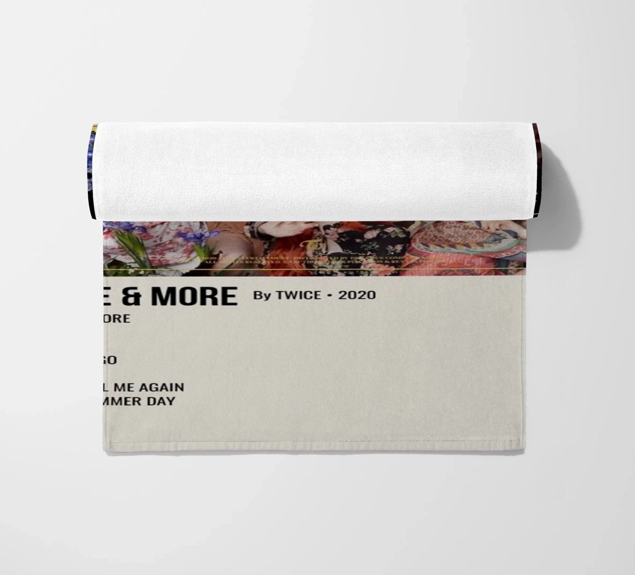 MORE & MORE By TWICE - 2020 telo mare da SoundStudio