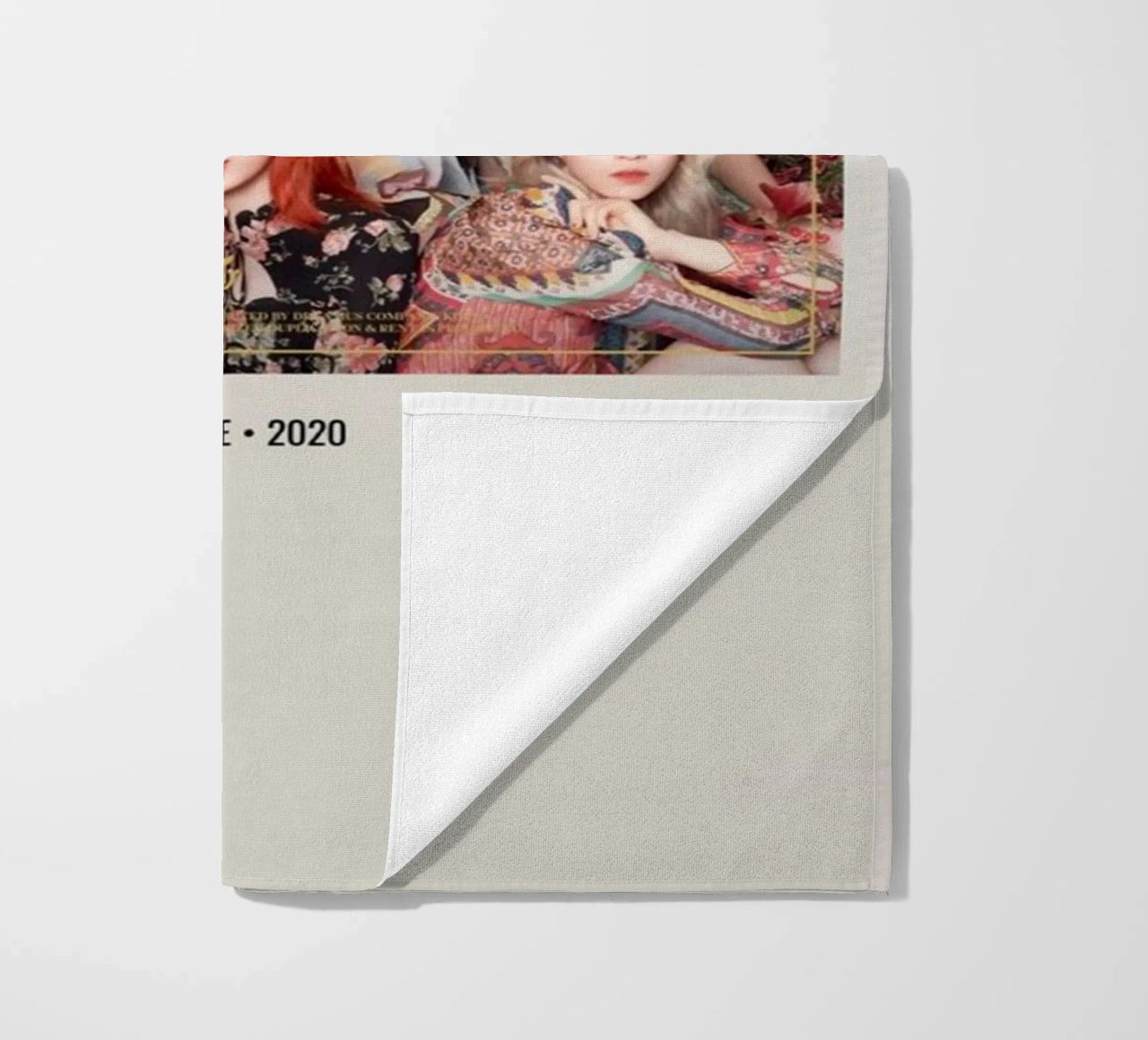 MORE & MORE By TWICE - 2020 telo mare da SoundStudio