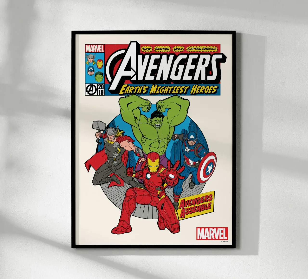 The Avengers essemble poster con telaio in plastica da MARVEL Designs by JUNIQE