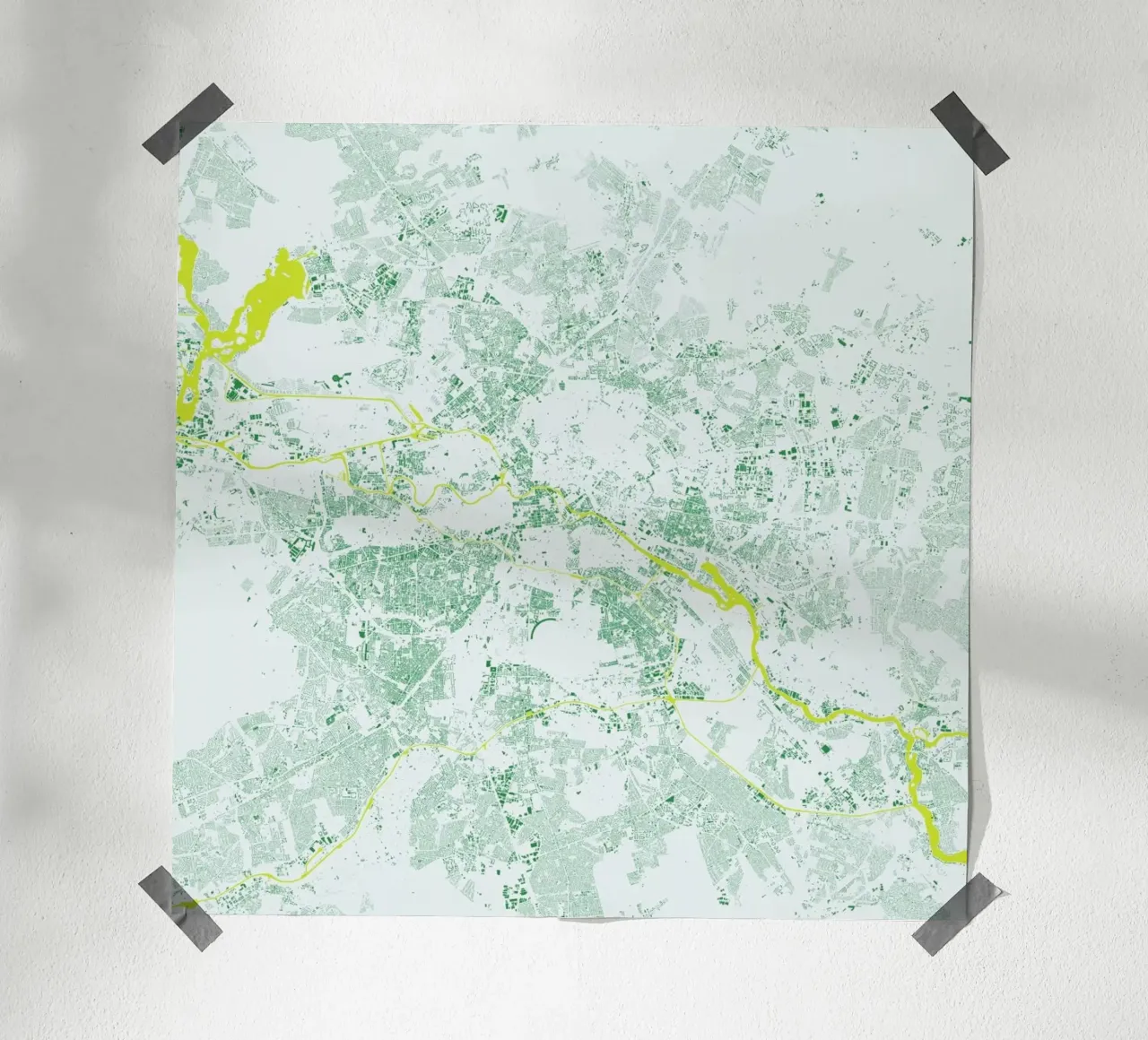 Berlin Green poster con telaio in alluminio da Urban Maps