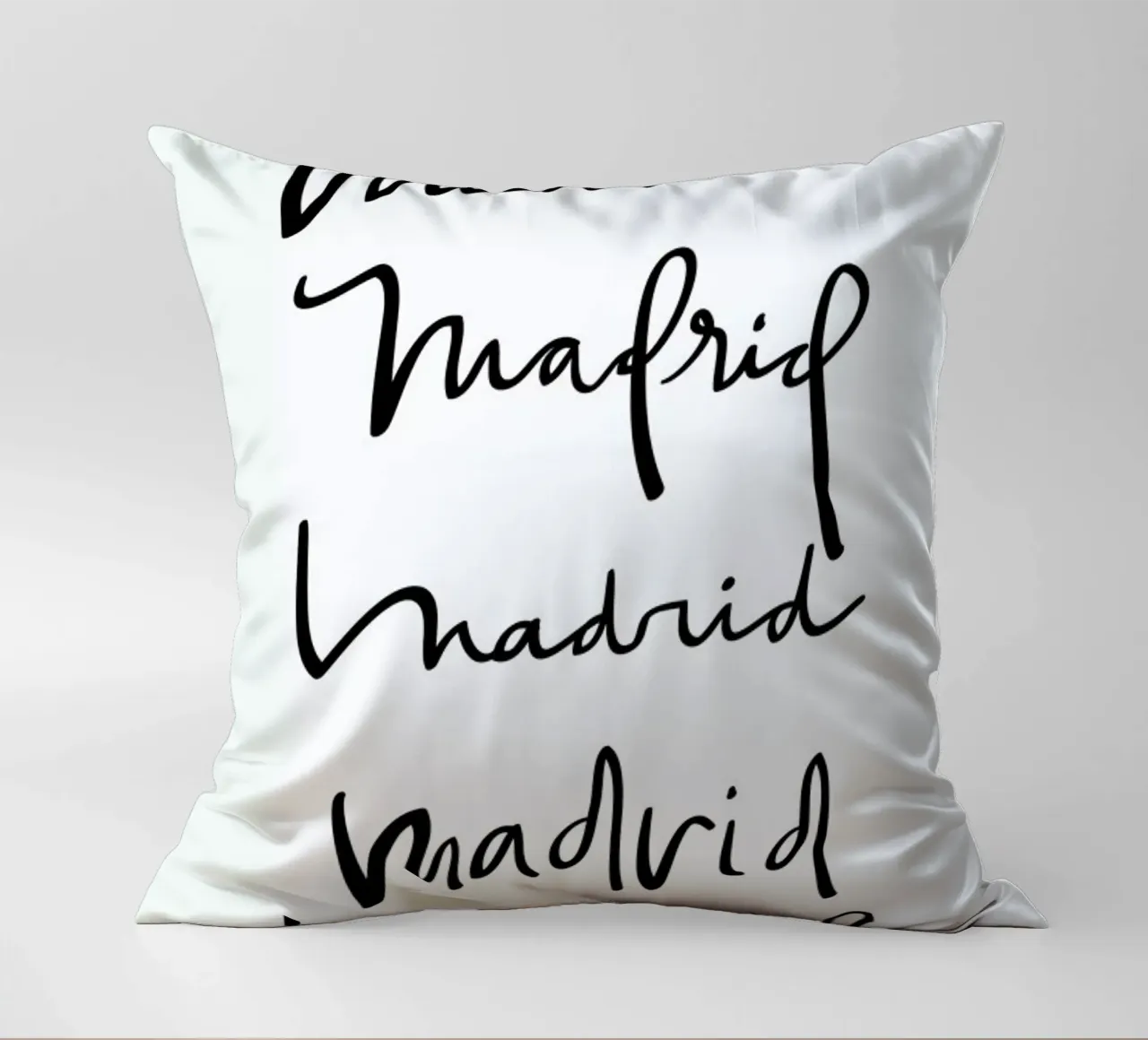 Madrid cuscino da Kristen Polsinelli