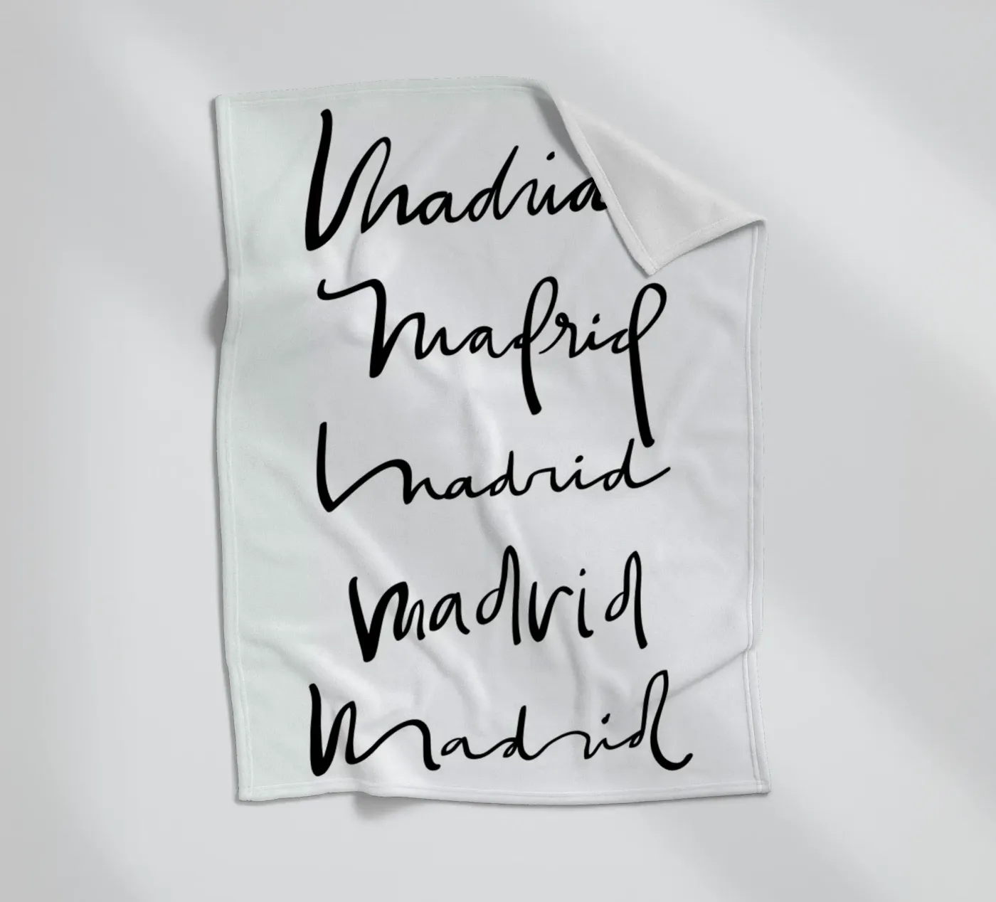 Madrid Fleecedecke von Kristen Polsinelli