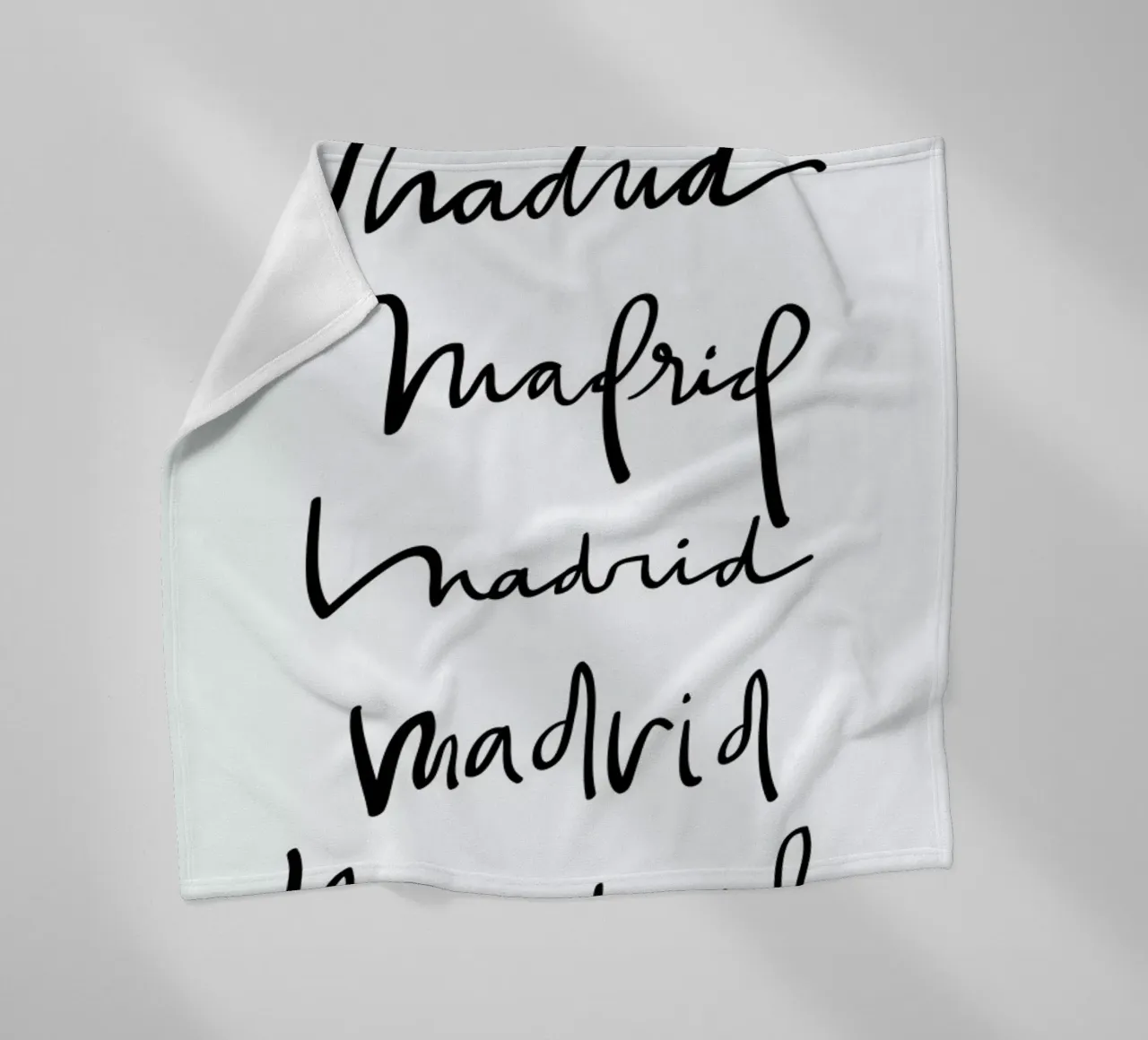 Madrid Fleecedecke von Kristen Polsinelli