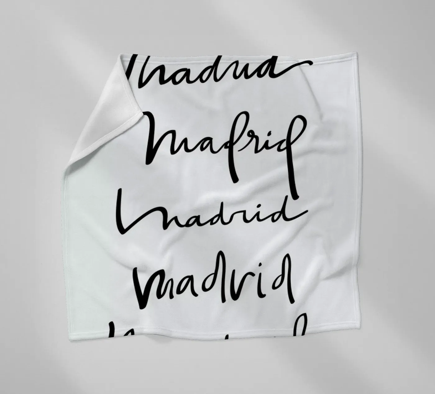 Madrid Fleecedecke von Kristen Polsinelli