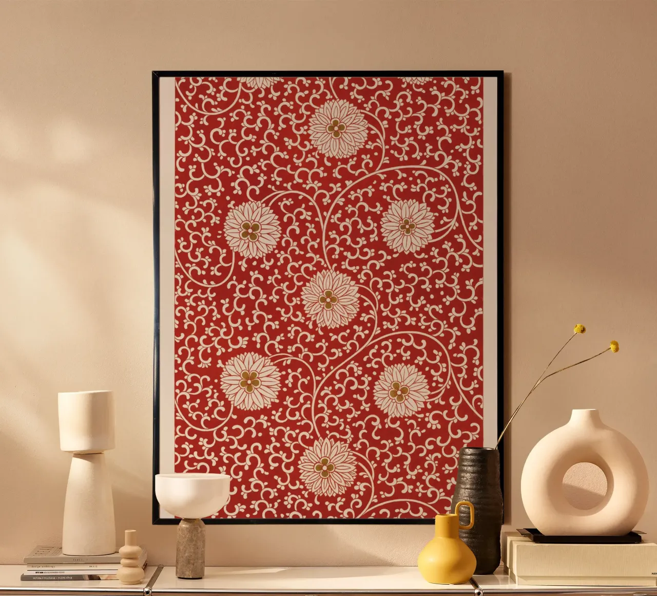 Motivo floreale orientale - Elegante design rosso poster con telaio in legno da Whole©