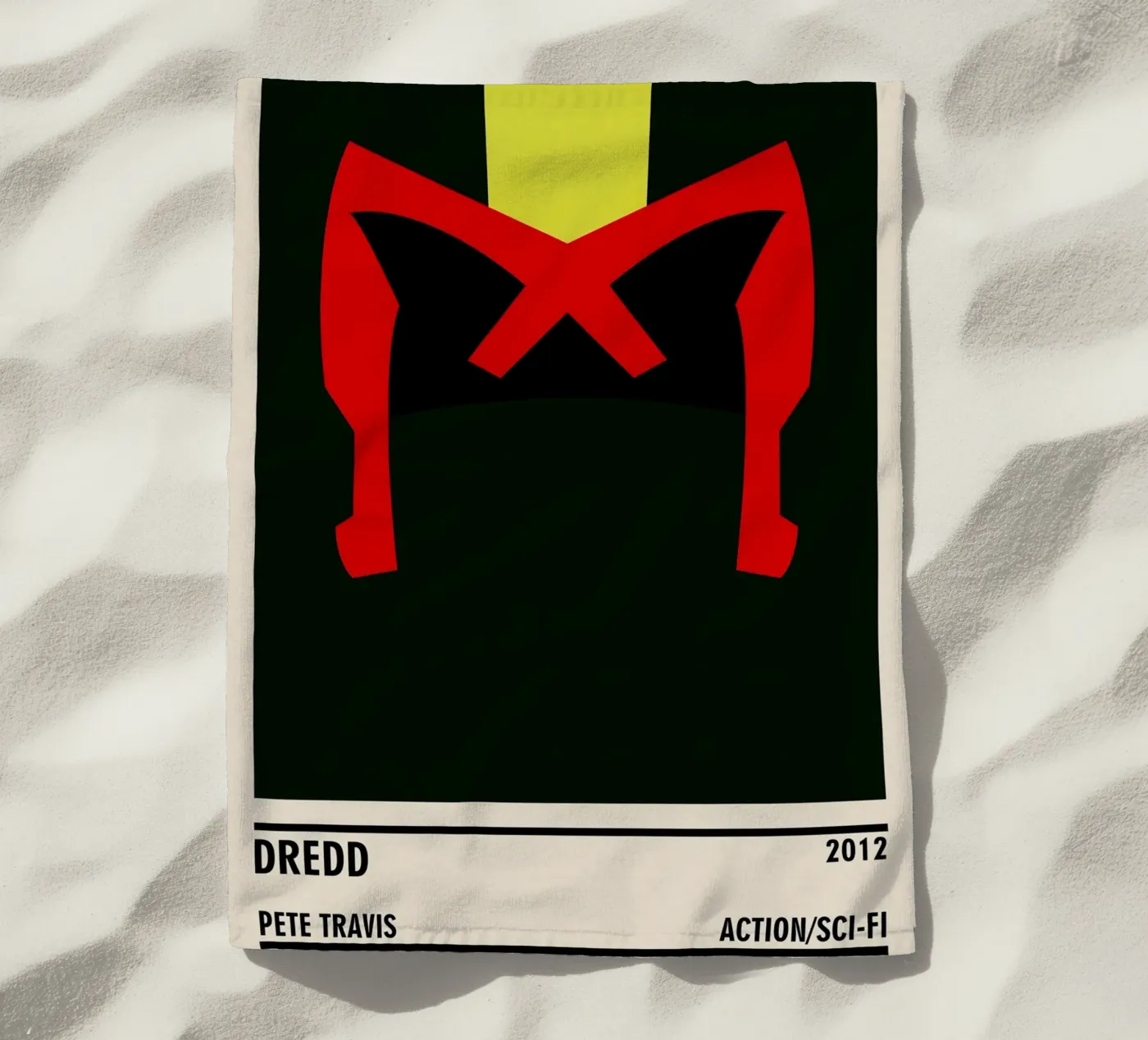 Dredd Strandtuch von TheArtstudio