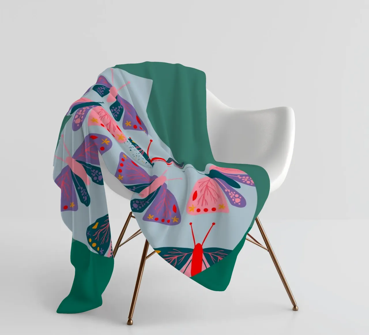 Butterfly vase - Playful & elegant fleece blanket by Whole©