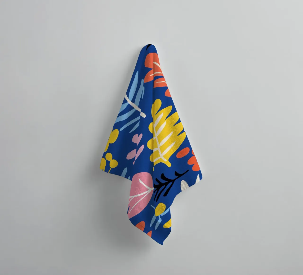 Abstracte bladeren - Levendig & Modern badhanddoek van Whole©
