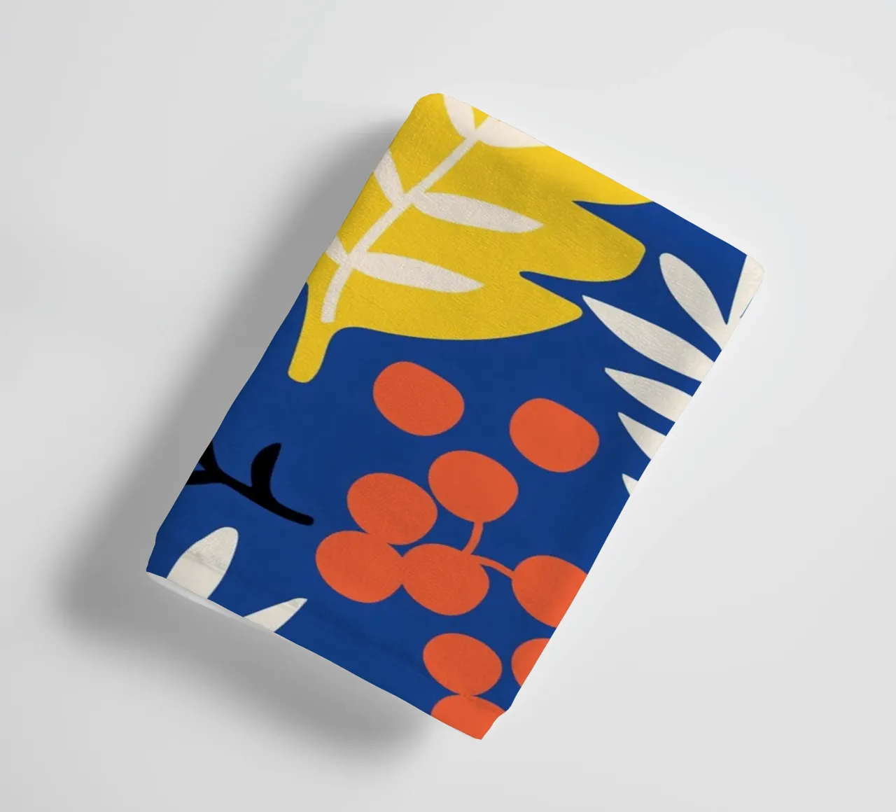 Abstracte bladeren - Levendig & Modern badhanddoek van Whole©