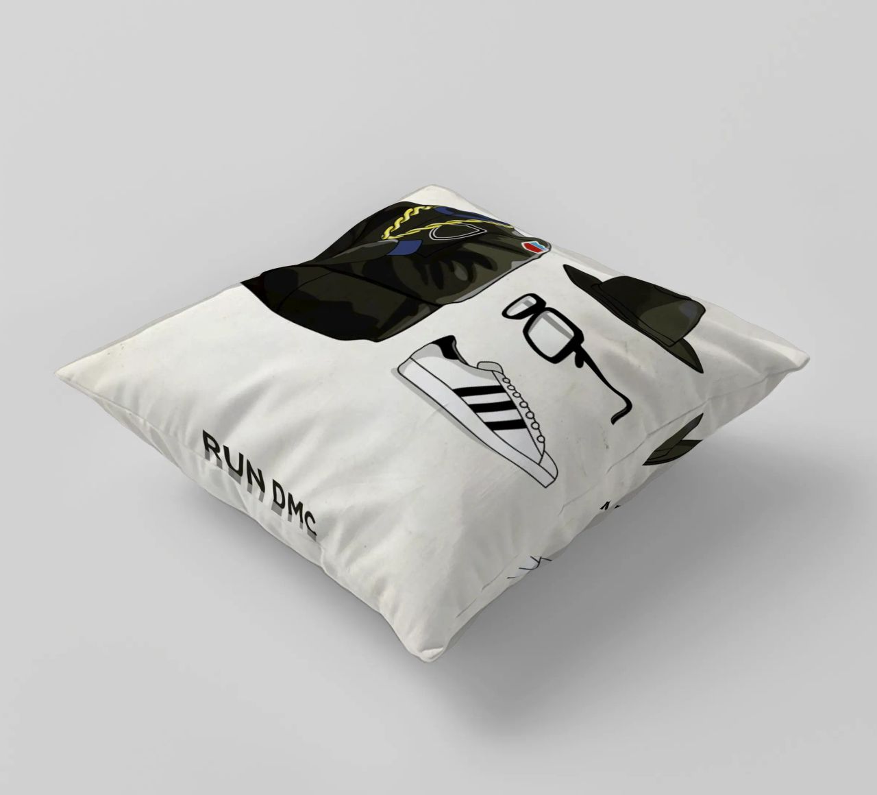 Ensemble Run DMC cuscino da Moxy Creative House