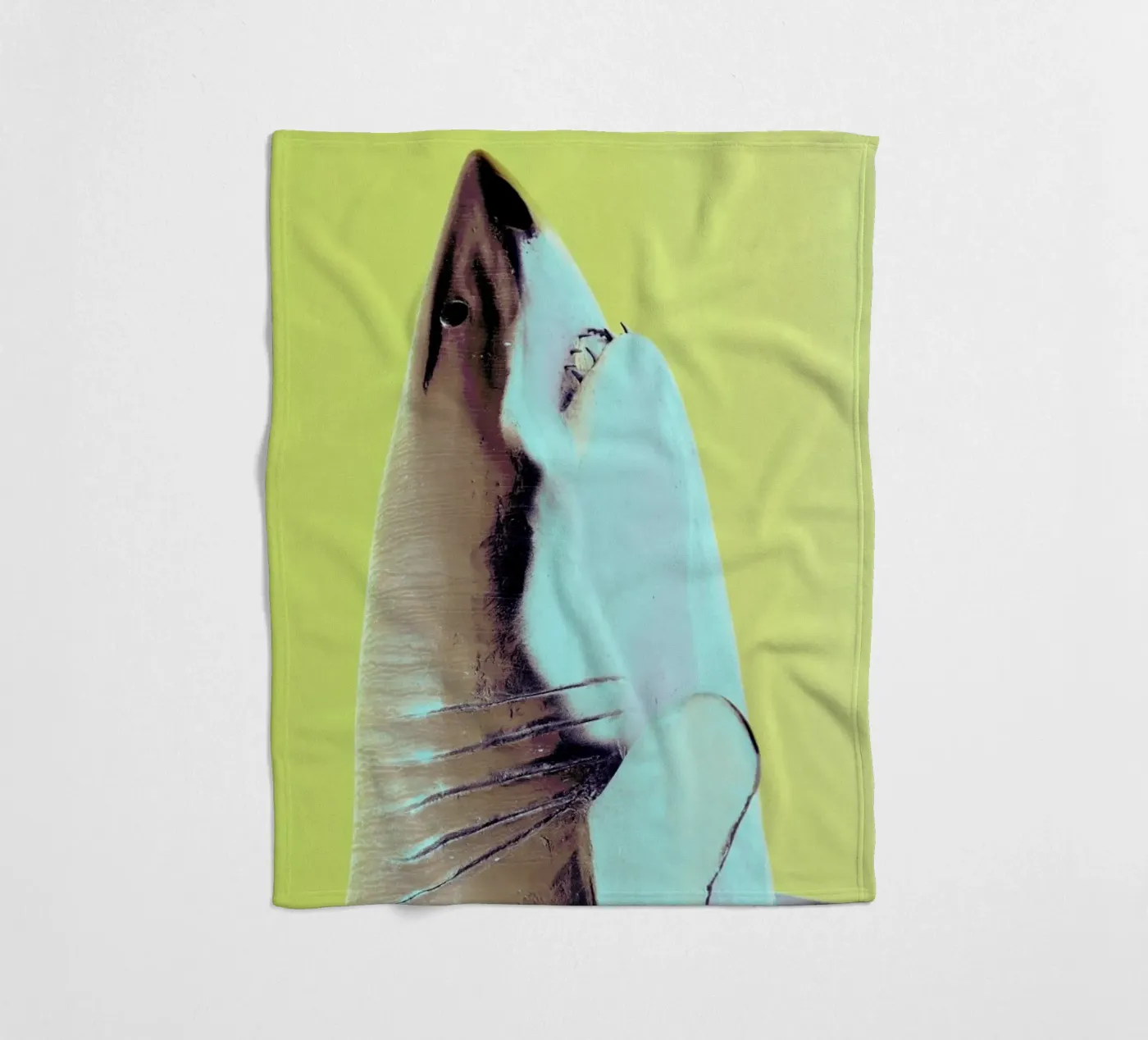 Attack! Yellow Fleecedecke von Ballack Art House