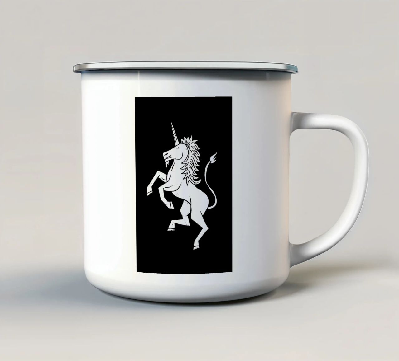 Unicorn tazza in smalto da Matthew Taylor Wilson