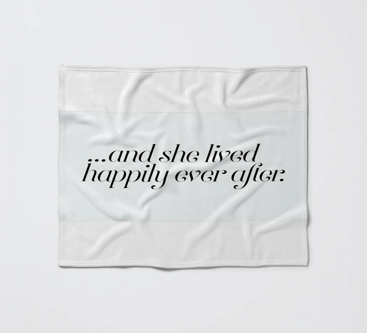 And She Lived Happily coperta in pile da Honeymoon Hotel