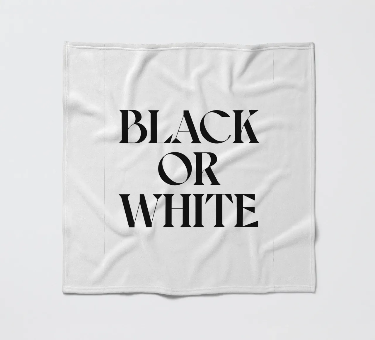 SCHWARZ ODER WEISS Fleecedecke von n.4