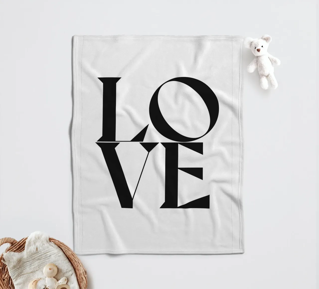 L O V E coperta in pile da n.4