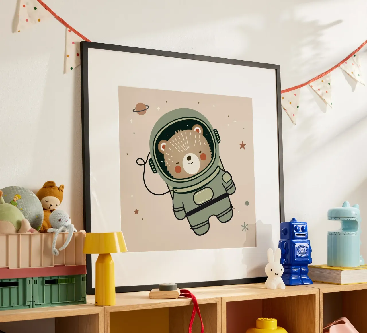 Piccolo orso astronauta - Illustrazione spaziale carina poster con telaio in alluminio da namosh