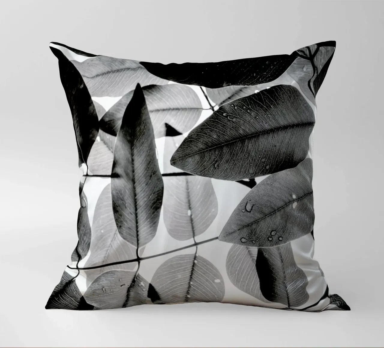 Experiments with Leaves 2 cuscino da Tal Paz-Fridman