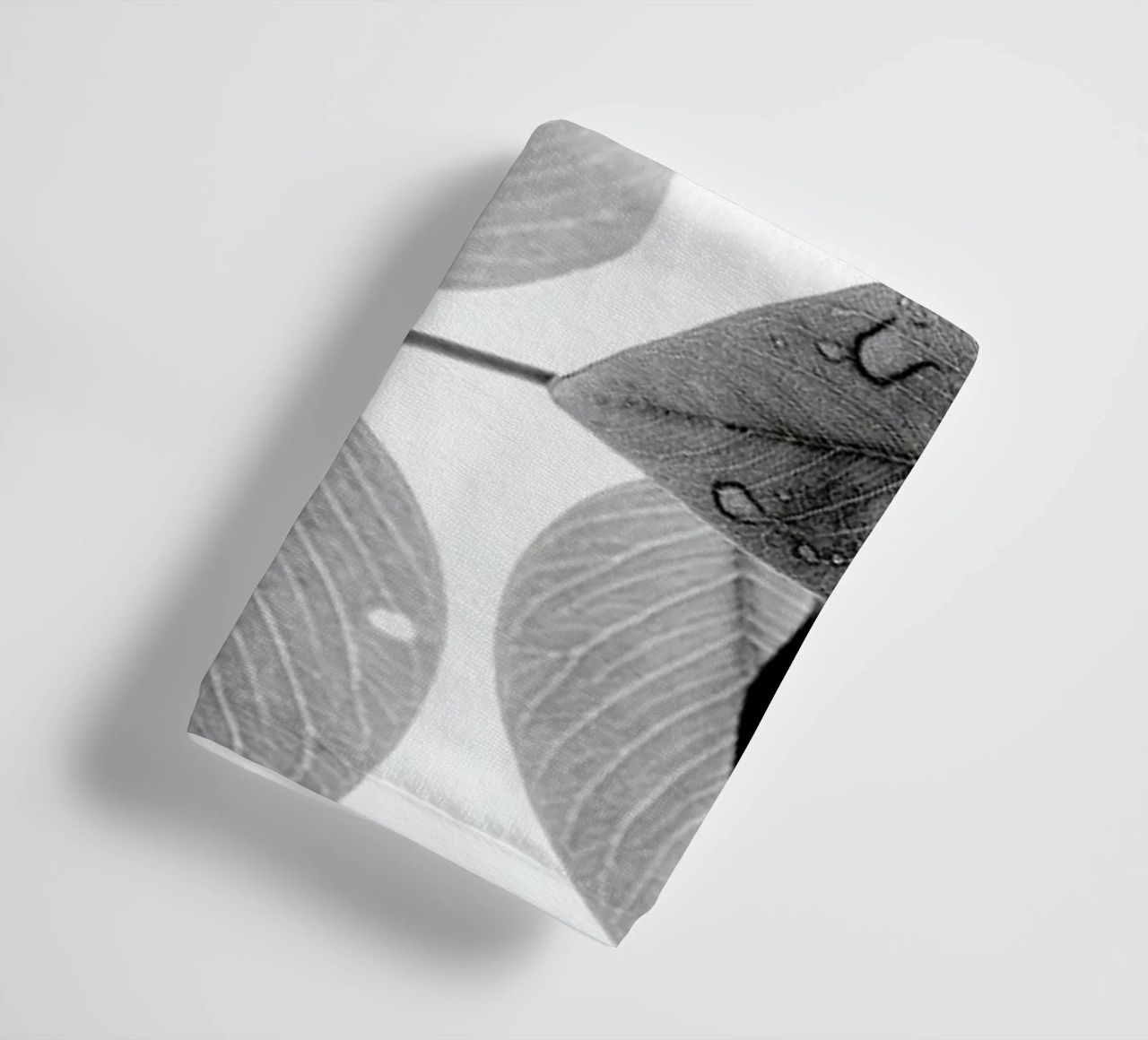Experiments with Leaves 2 asciugamano da bagno da Tal Paz-Fridman