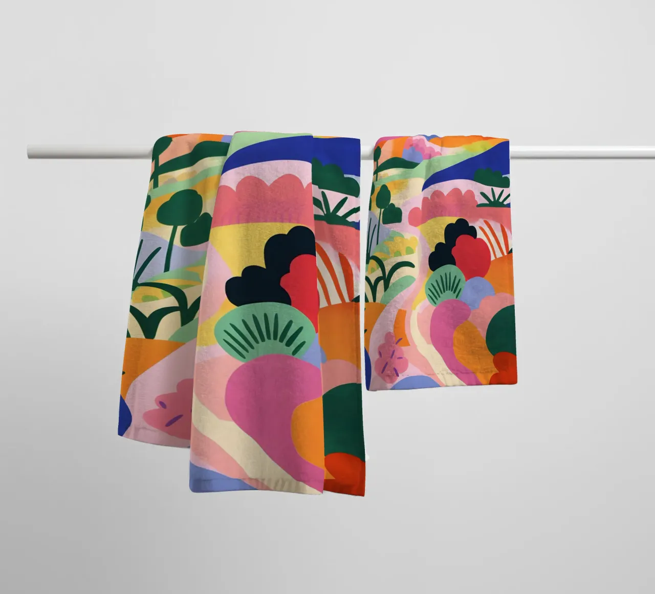 Un art paysager haut en couleur serviette de bain de Whole©