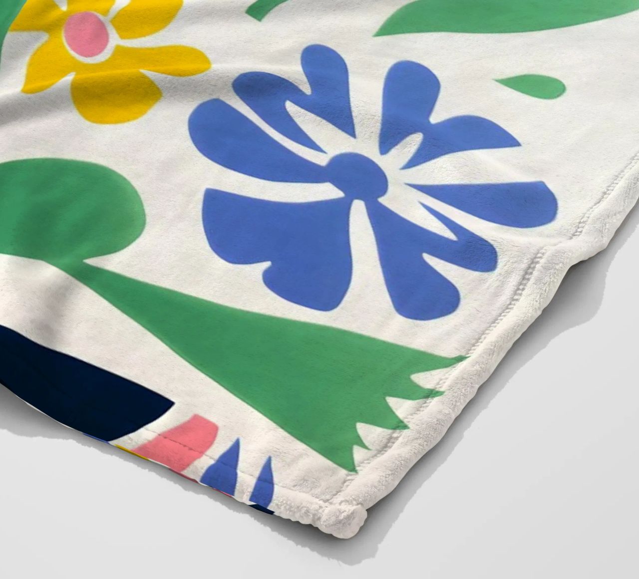 Design di uccelli e fiori coperta in pile da Whole©