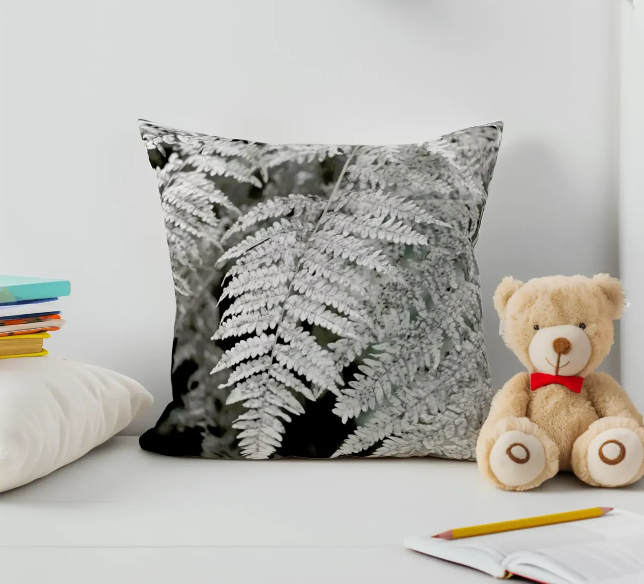 Let´s Dive Into Fern Kissen von Studio Nahili