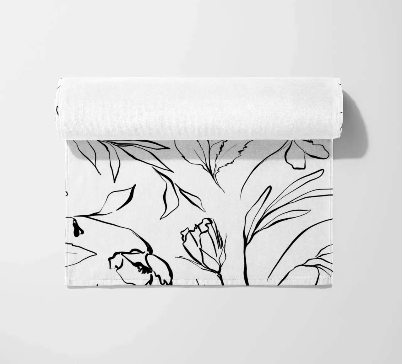 Simple Floral Pattern No 1 telo mare da treechild