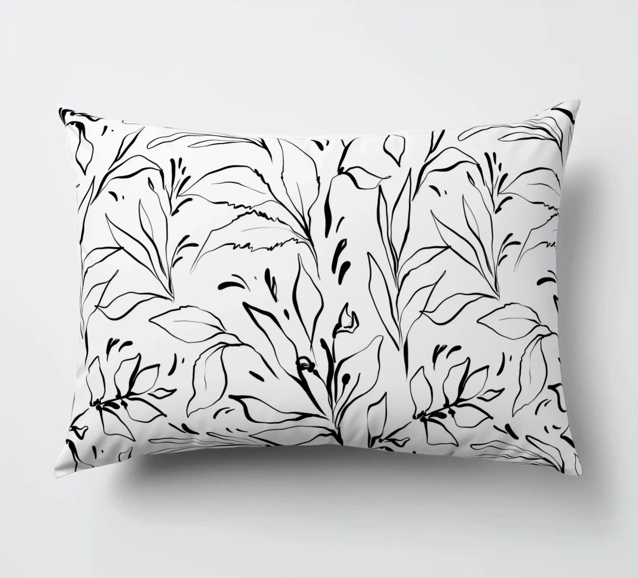 Simple Floral Pattern No 3 cuscino da treechild