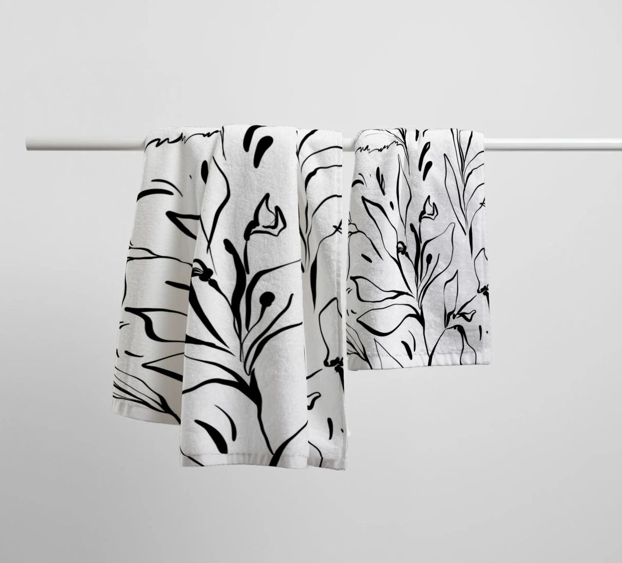 Simple Floral Pattern No 3 asciugamano da bagno da treechild