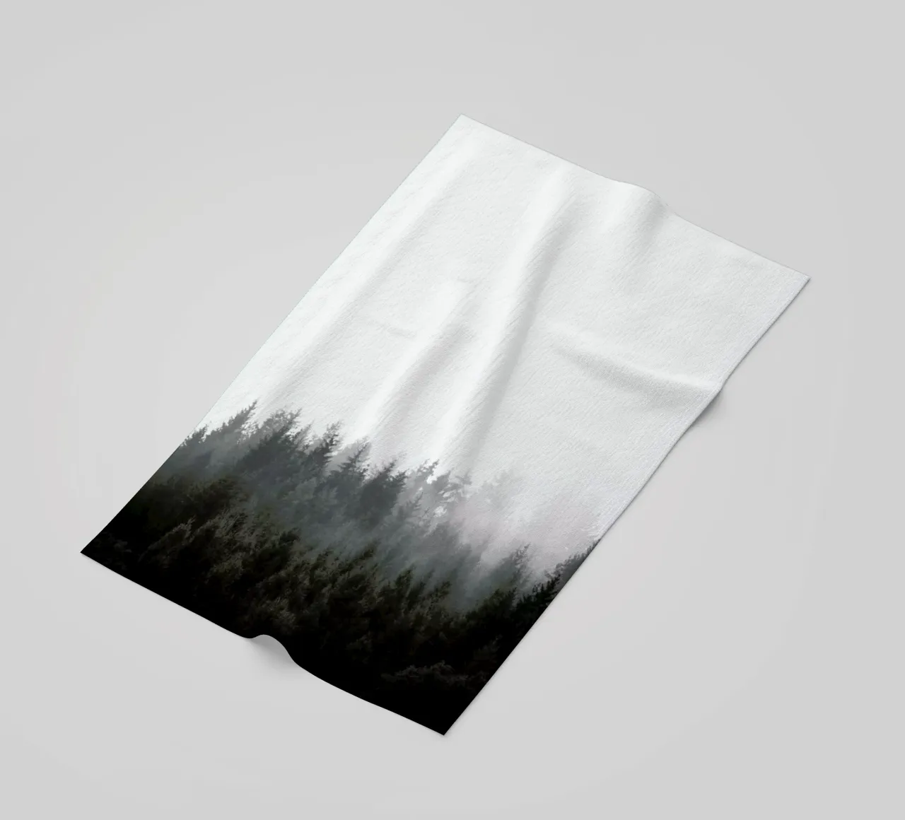 Walk Through The Forest telo mare da Studio Nahili