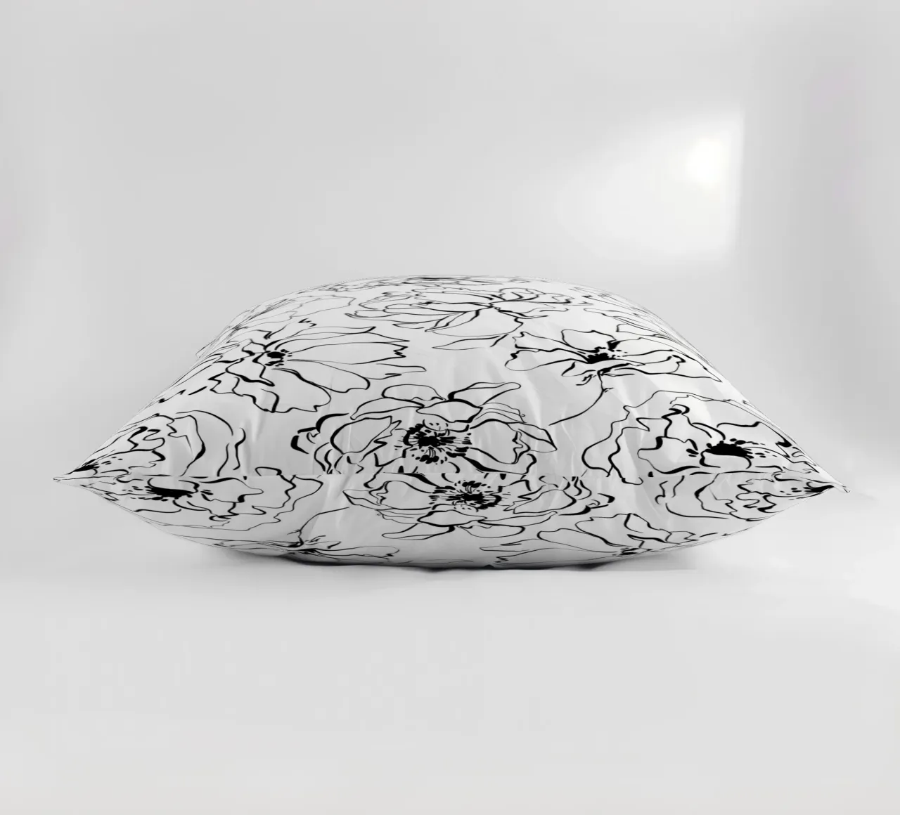 Simple Floral Pattern No 3 cuscino da treechild