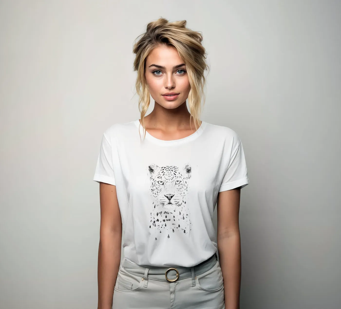 Raining Again t-shirt da donna da Balazs Solti